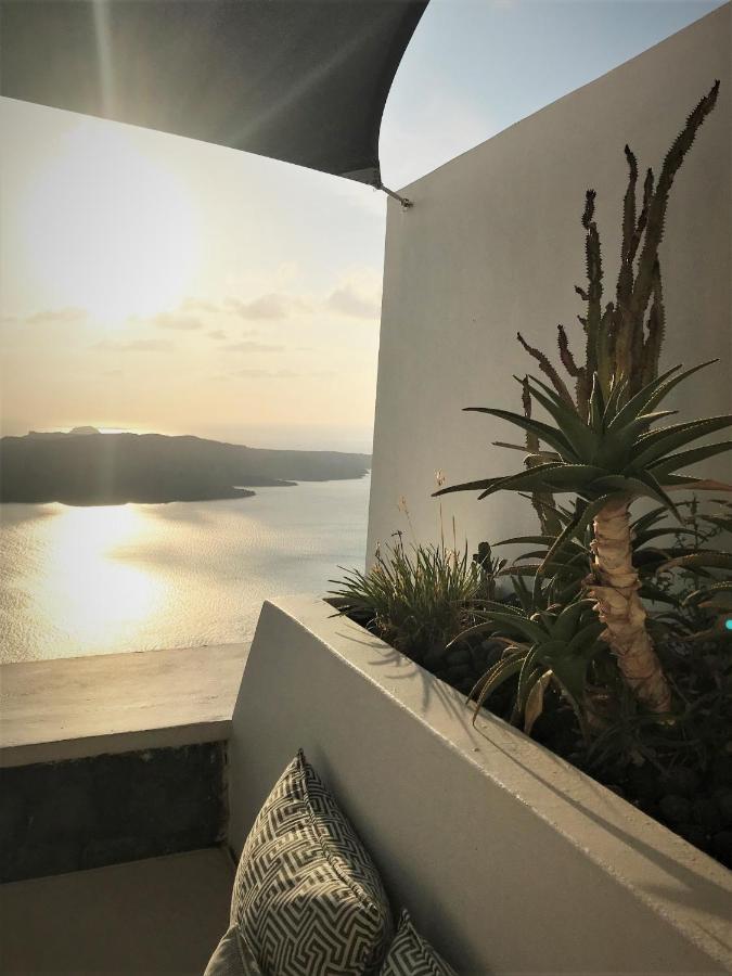Porto Fira Villas Exterior photo